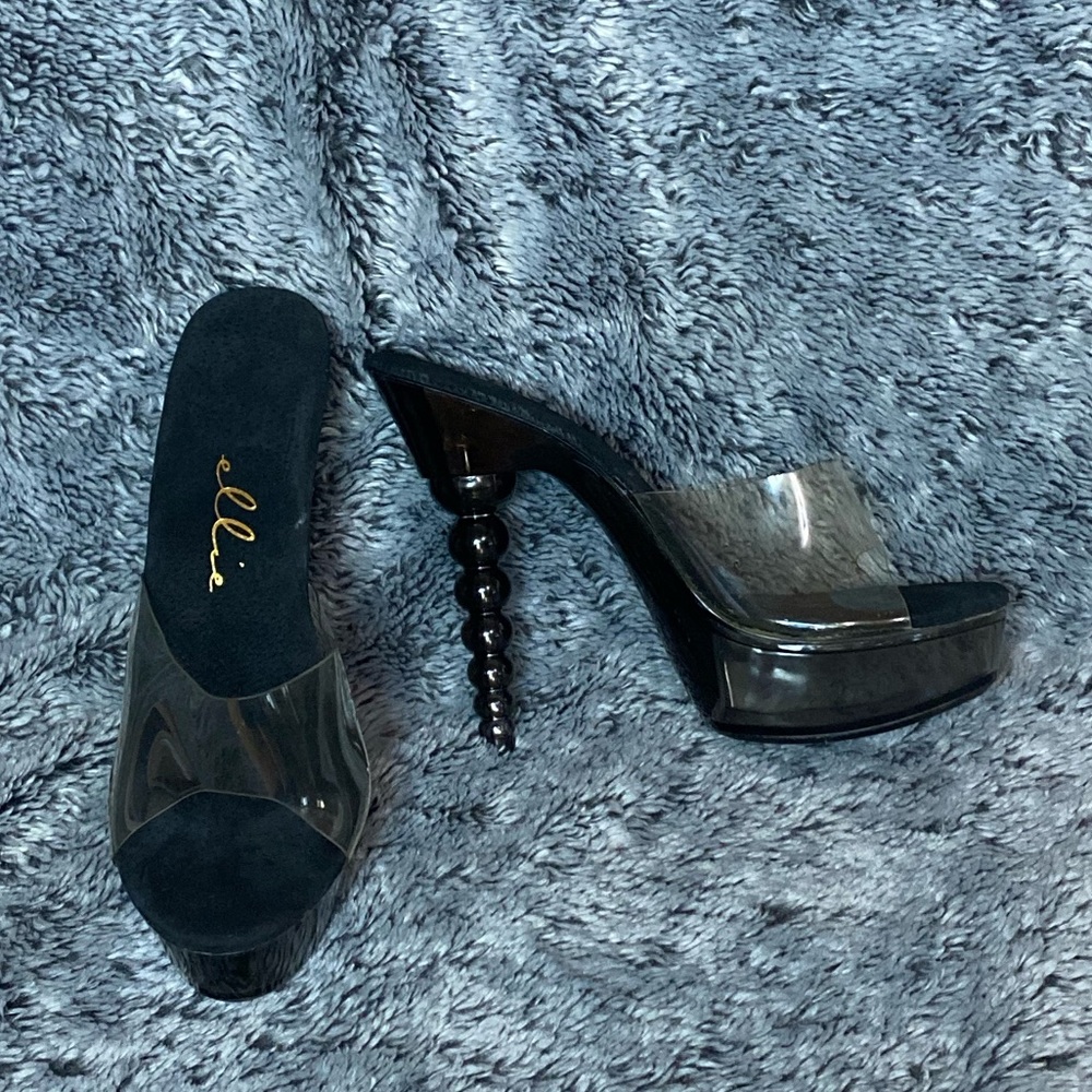 Black open toe bubble heels with clear strap - Picture 4 of 4